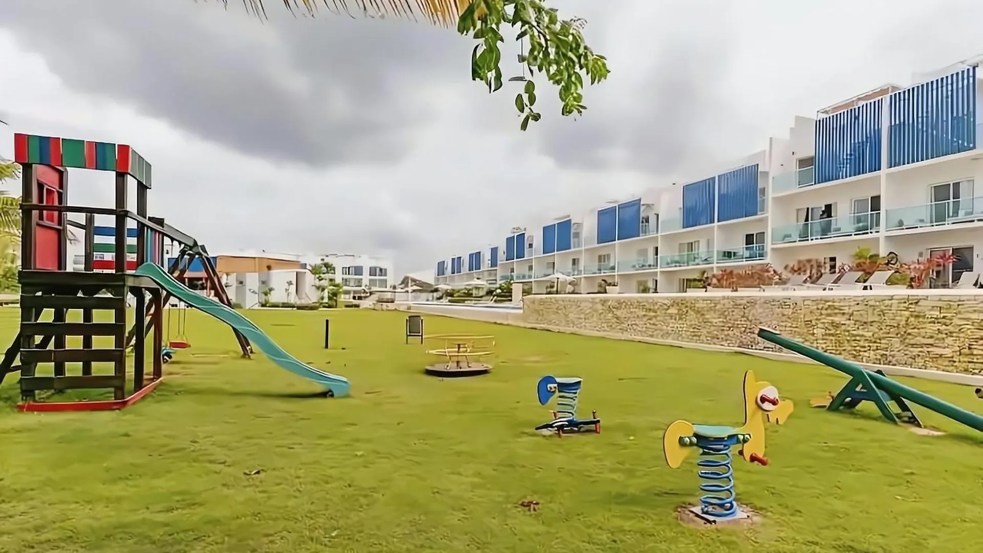 Espectacular Apartamento En Cana Rock Star Acceso Directo A La Piscina Y Vista Golf G-115 Punta Cana