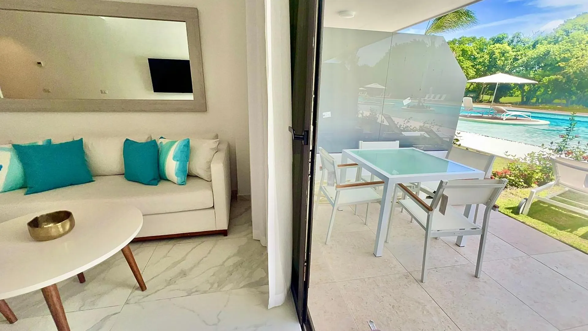 Espectacular Apartamento En Cana Rock Star Acceso Directo A La Piscina Y Vista Golf G-115 Punta Cana